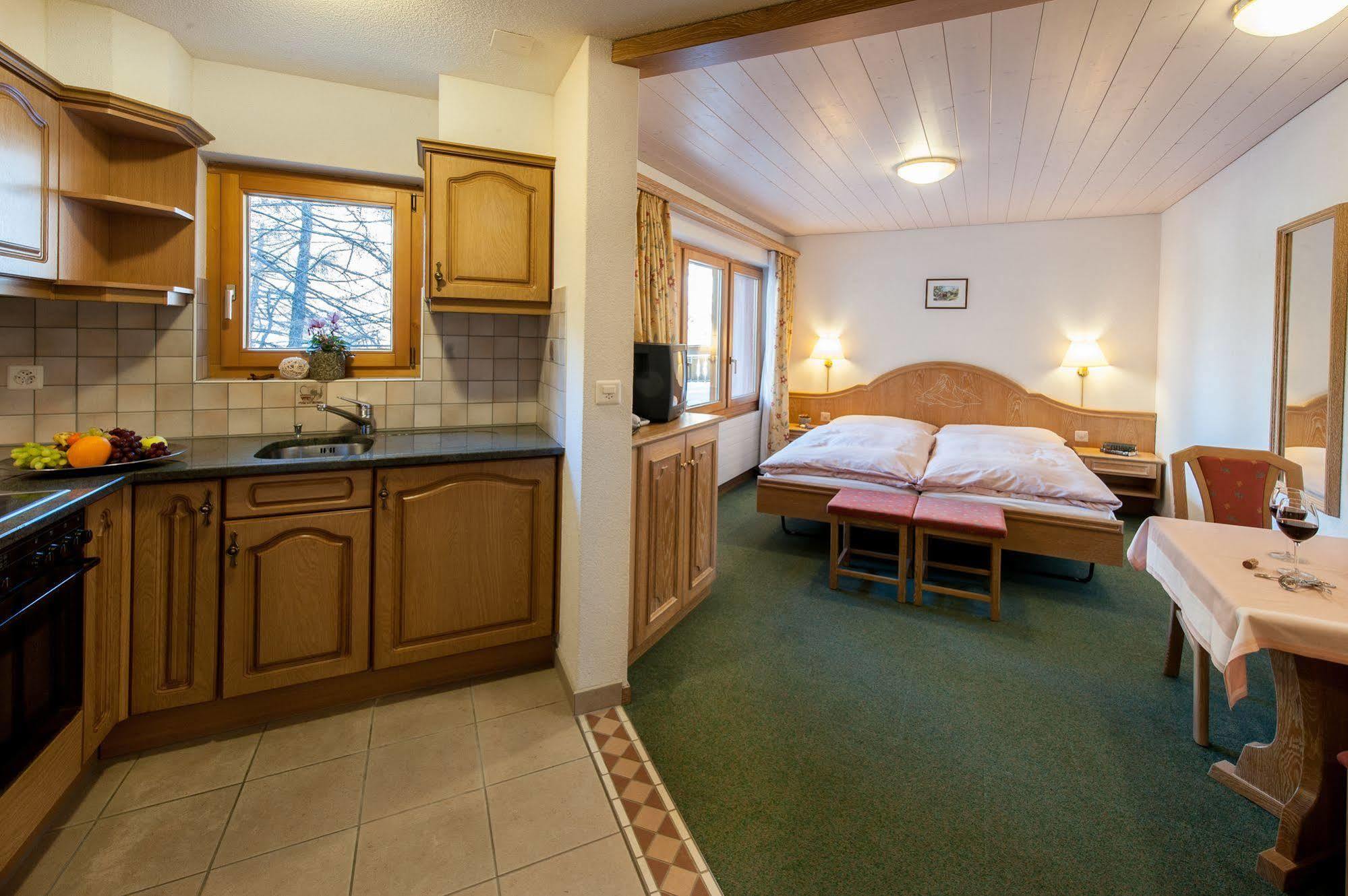 Appartements Zermatt Paradies Kültér fotó
