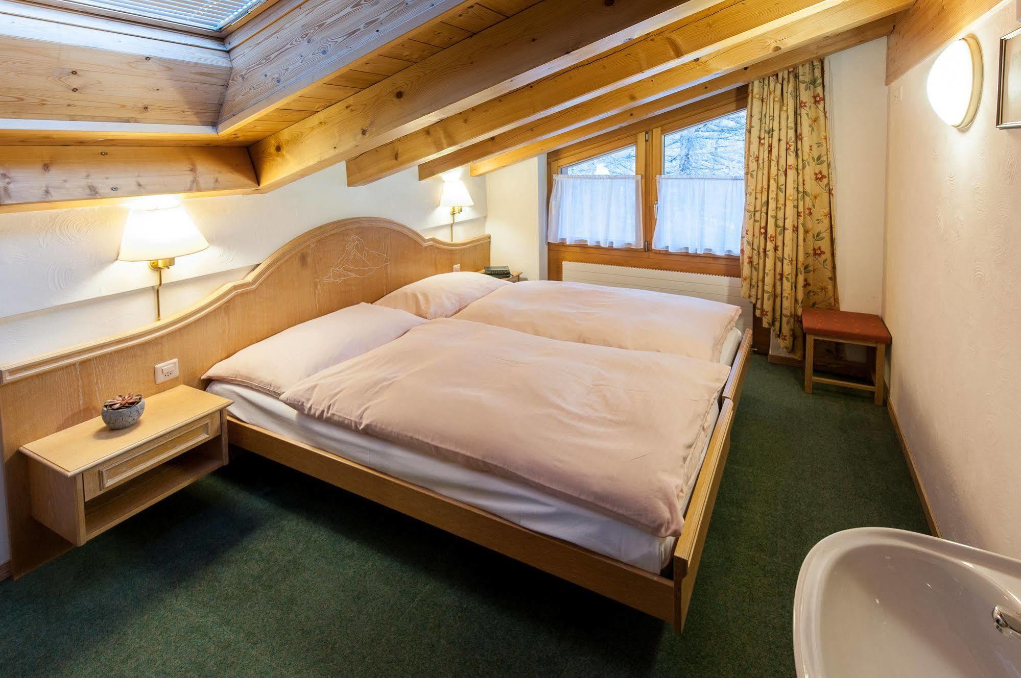 Appartements Zermatt Paradies Kültér fotó